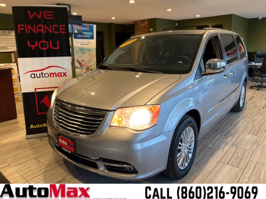 Used 2013 Chrysler Town & Country in West Hartford, Connecticut | AutoMax. West Hartford, Connecticut