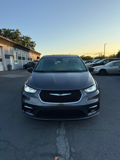2023 Chrysler Pacifica Touring L FWD, available for sale in New Windsor, New York | Prestige Pre-Owned Motors Inc. New Windsor, New York