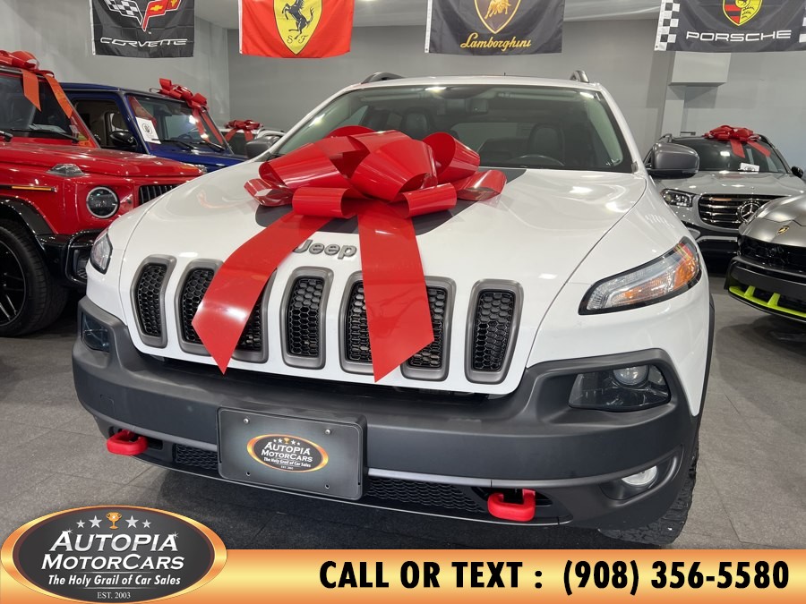 Used 2018 Jeep Cherokee in Union, New Jersey | Autopia Motorcars Inc. Union, New Jersey