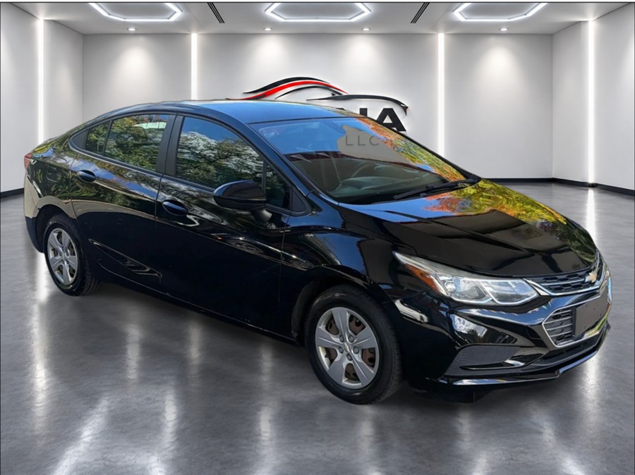 Used 2018 Chevrolet Cruze in Windsor Locks, Connecticut | JANNA MOTORS LLC. Windsor Locks, Connecticut
