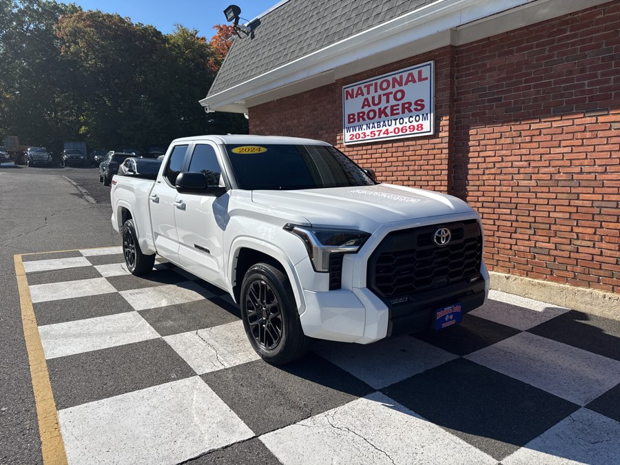 Used 2024 Toyota Tundra 4WD in Waterbury, Connecticut | National Auto Brokers, Inc.. Waterbury, Connecticut