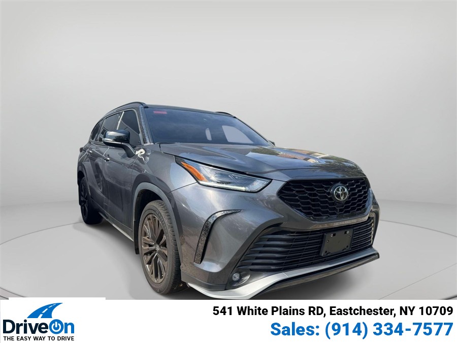 Used 2023 Toyota Highlander in Eastchester, New York | Drive On. Eastchester, New York