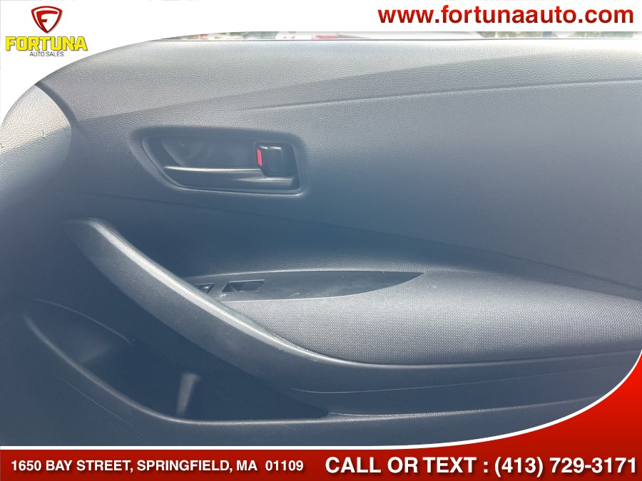 2023 Toyota Corolla LE - Photo 17