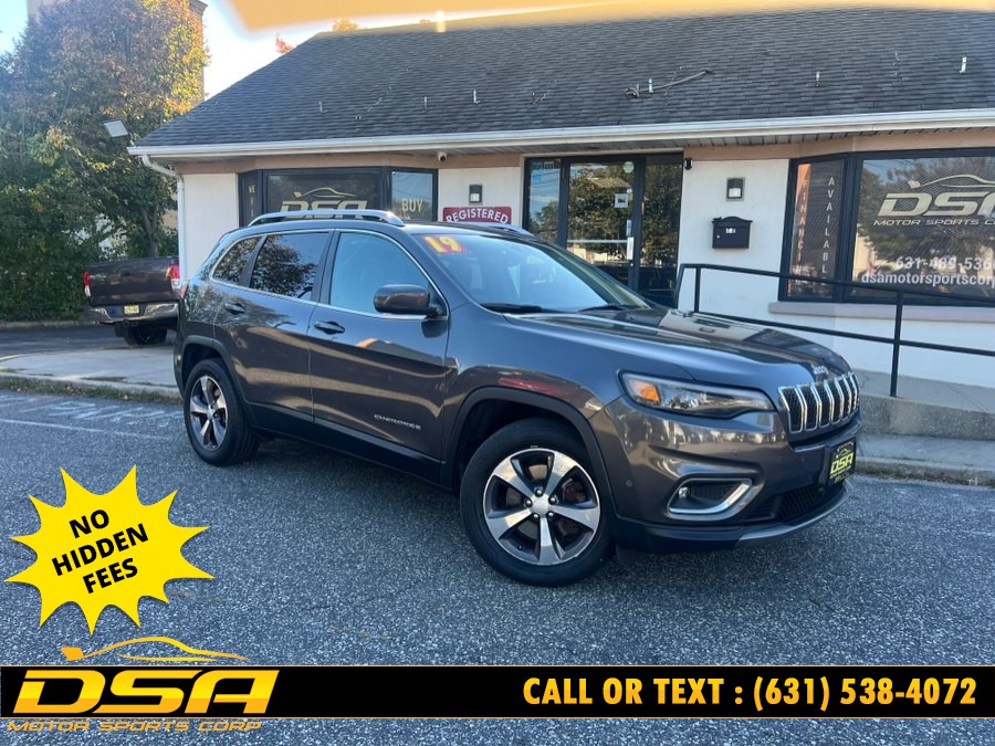 Used 2019 Jeep Cherokee in Commack, New York | DSA Motor Sports Corp. Commack, New York