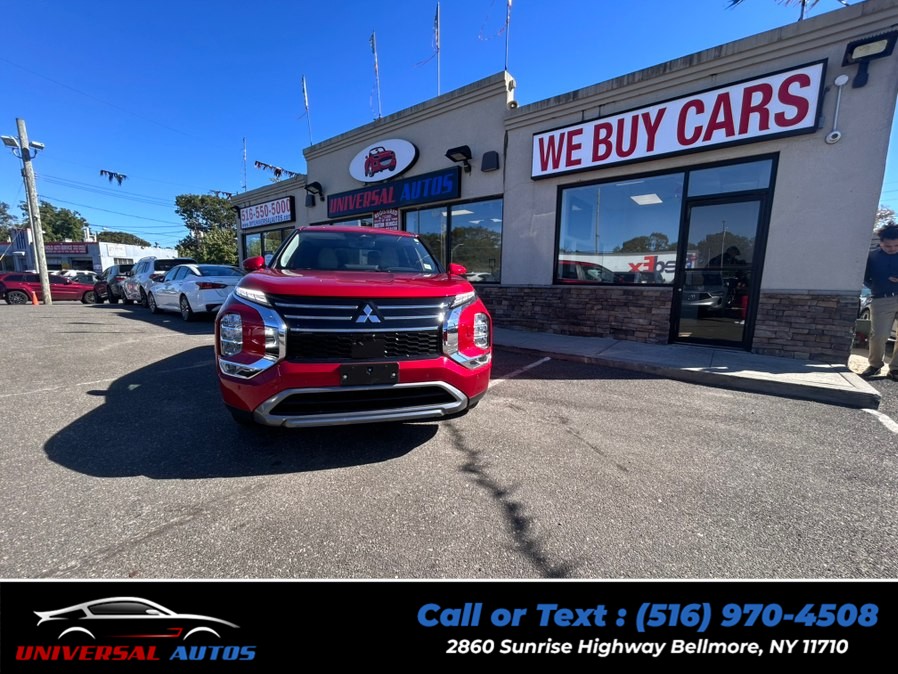 Used 2025 Mitsubishi Outlander in Bellmore, New York | Universal Autos. Bellmore, New York