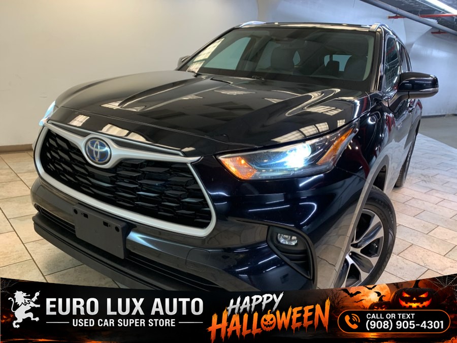 Used 2021 Toyota Highlander in Lodi, New Jersey | European Auto Expo. Lodi, New Jersey