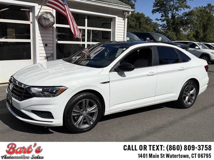 2019 Volkswagen Jetta R Line 4dr Sedan, available for sale in Watertown, Connecticut | Barts Automotive Sales LLC. Watertown, Connecticut