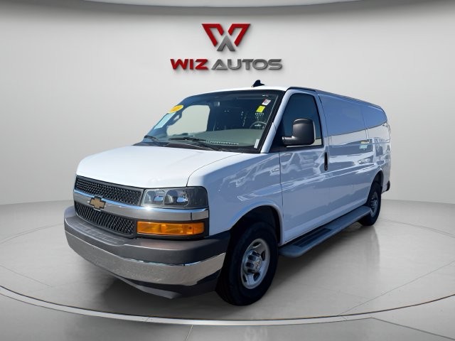 Used 2025 Chevrolet Express 2500 in Stratford, Connecticut | Wiz Leasing Inc. Stratford, Connecticut