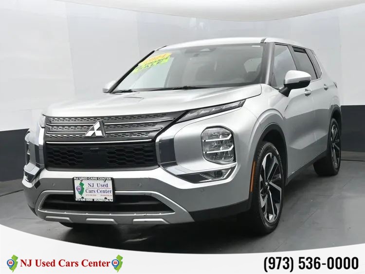 Used 2024 Mitsubishi Outlander in Irvington, New Jersey | NJ Used Cars Center. Irvington, New Jersey