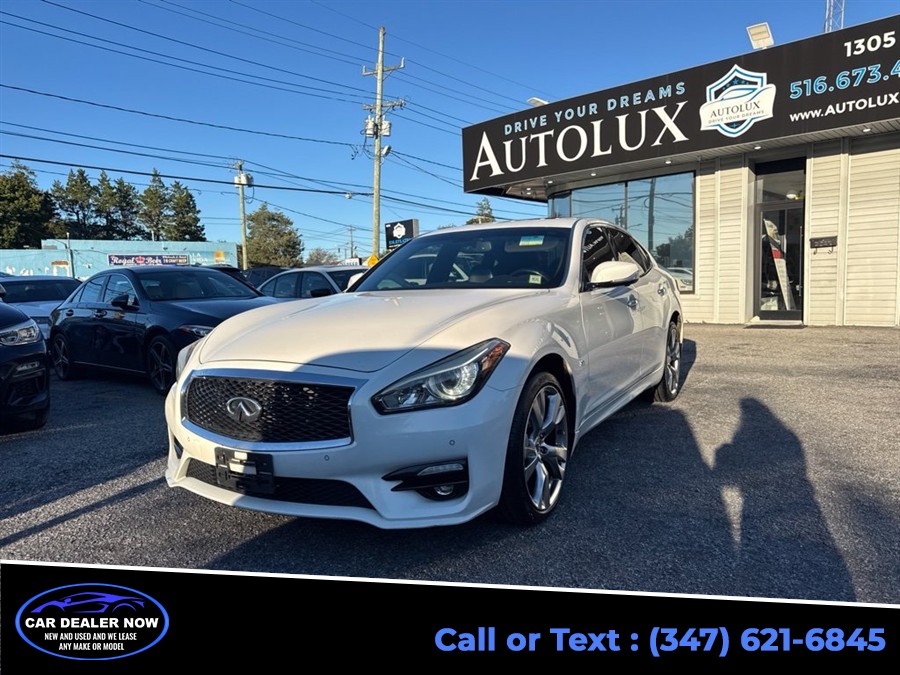 2015 INFINITI Q70