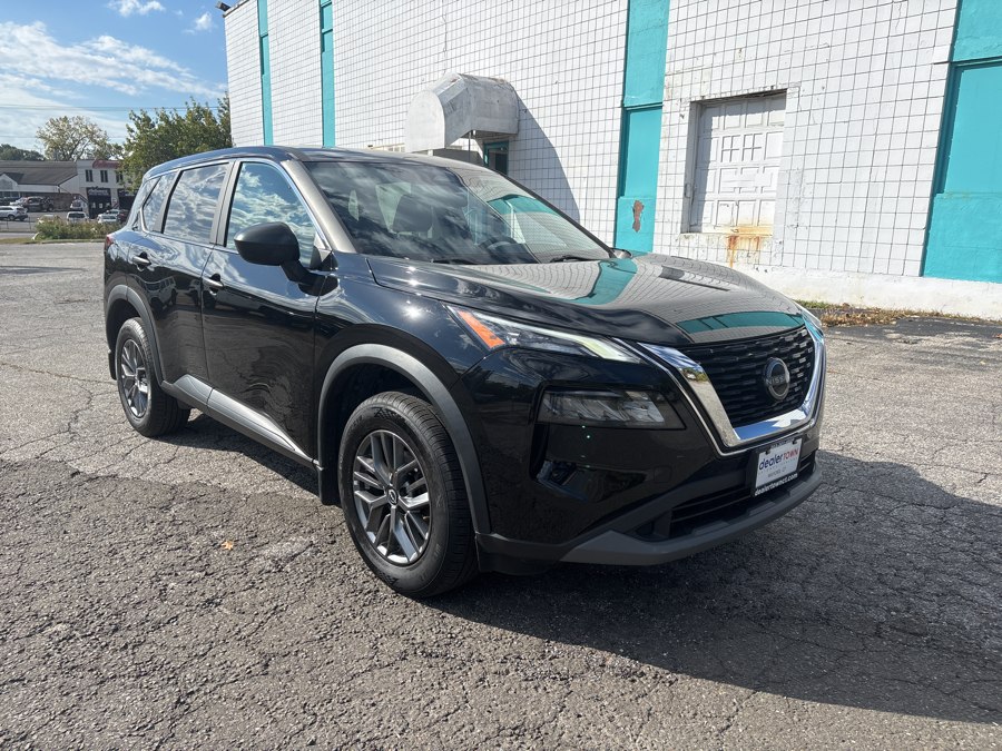 Used 2023 Nissan Rogue in Milford, Connecticut | Dealertown Auto Wholesalers. Milford, Connecticut