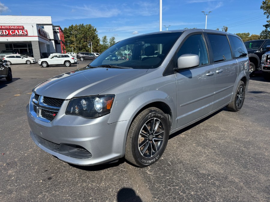 2015 Dodge Grand Caravan 4dr Wgn SE, available for sale in Ortonville, Michigan | Marsh Auto Sales LLC. Ortonville, Michigan