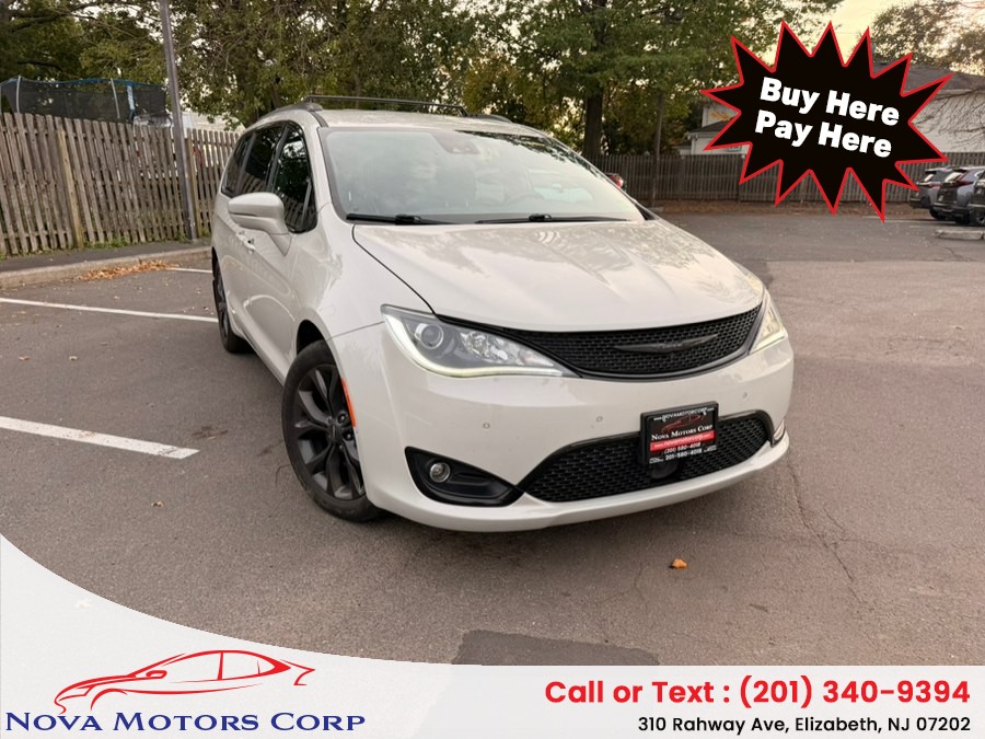 2019 Chrysler Pacifica Limited FWD, available for sale in Elizabeth, New Jersey | Nova Motors Corp. Elizabeth, New Jersey