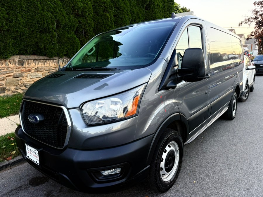 2023 Ford Transit Cargo Van T-250 130" Low Rf 9070 GVWR RWD, available for sale in Port Chester, New York | JC Lopez Auto Sales Corp. Port Chester, New York
