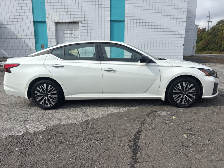 Used 2024 Nissan Altima in Milford, Connecticut | Dealertown Auto Wholesalers. Milford, Connecticut