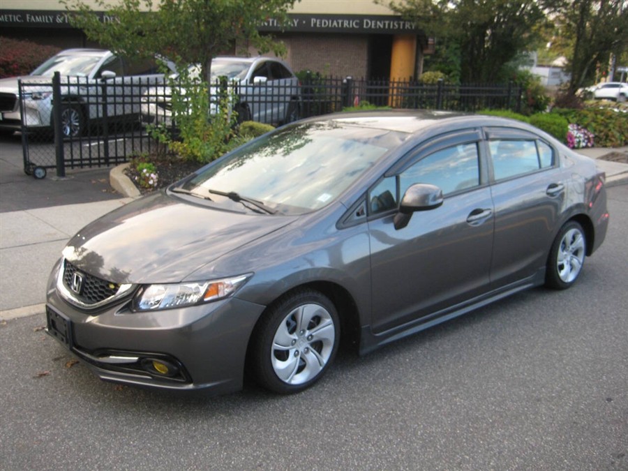 Used 2013 Honda Civic in Massapequa, New York | Rite Choice Auto Inc.. Massapequa, New York