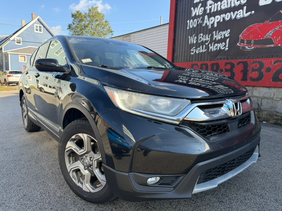 Used 2017 Honda CR-V in Worcester, Massachusetts | Worcester Auto Outlet LLC. Worcester, Massachusetts