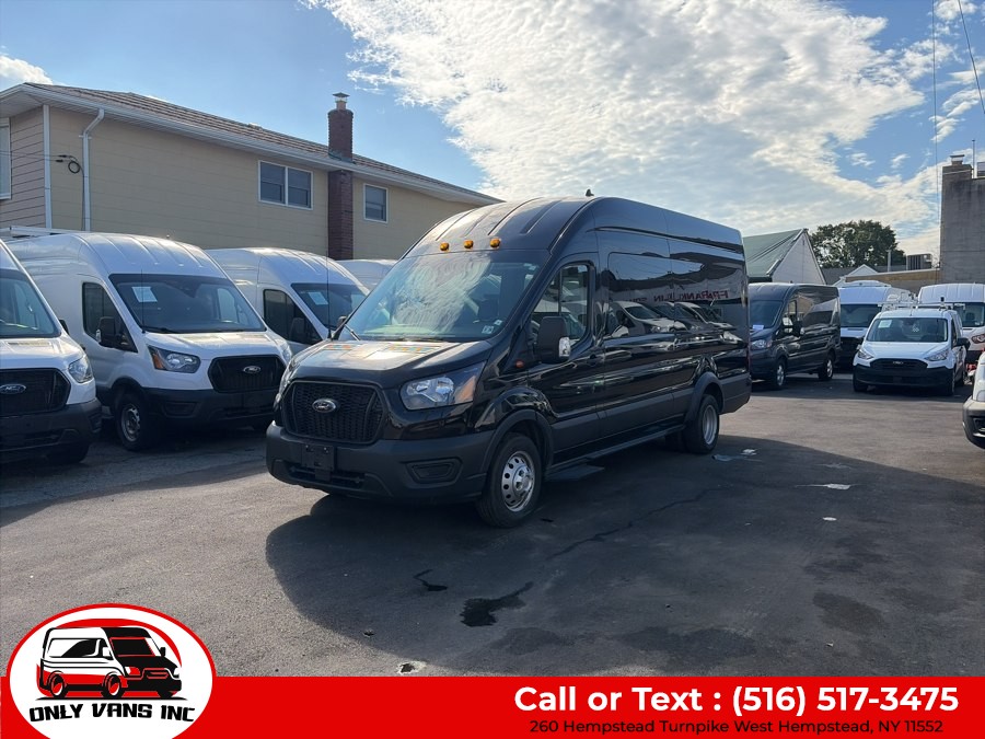 Used 2024 Ford Transit Passenger Wagon in Franklin Square, New York | Franklin Square Auto Group. Franklin Square, New York