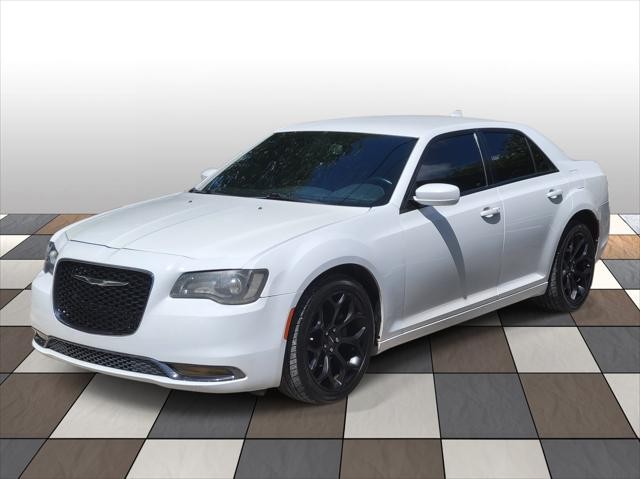 2019 Chrysler 300