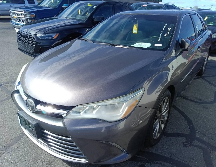 Used 2015 Toyota Camry in Meriden, Connecticut | T E A M Auto Center. Meriden, Connecticut