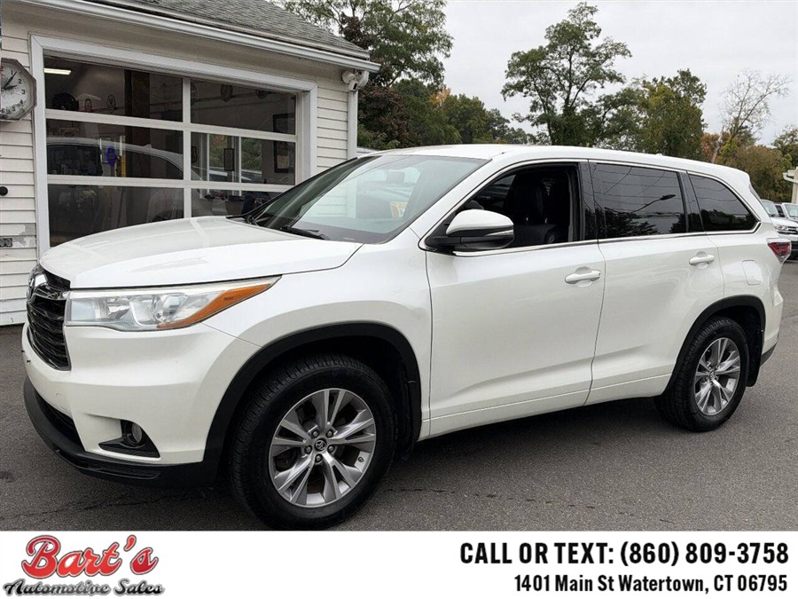 2016 Toyota Highlander LE Plus AWD 4dr SUV, available for sale in Watertown, Connecticut | Barts Automotive Sales LLC. Watertown, Connecticut