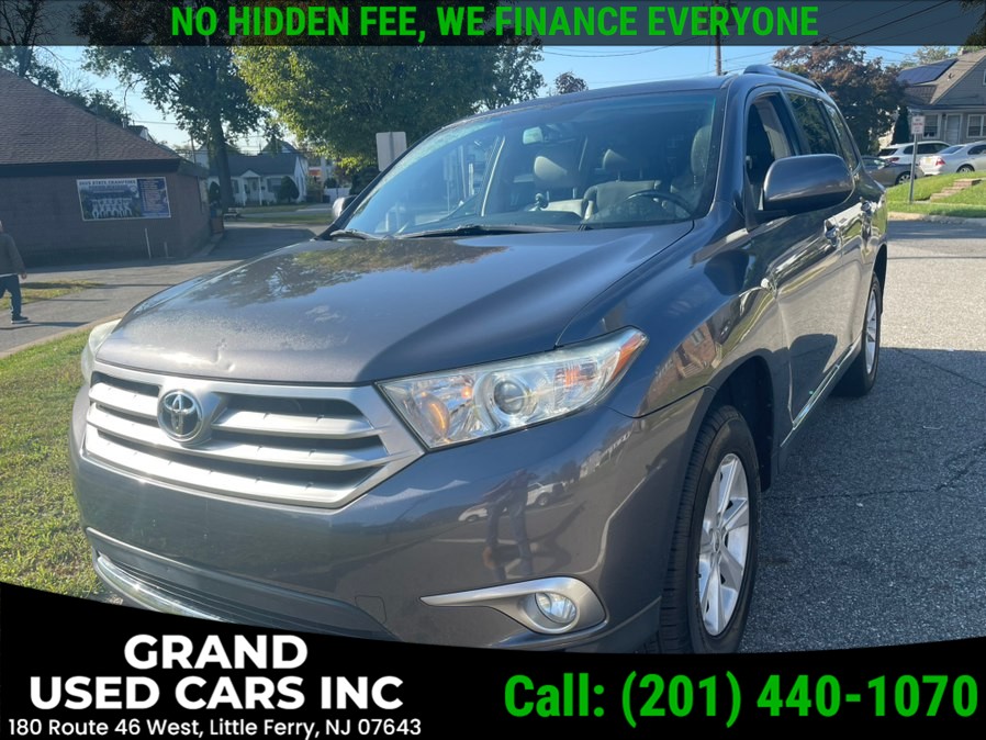 2012 Toyota Highlander 4WD 4dr V6, available for sale in Little Ferry, New Jersey | Grand Used Cars Inc. Little Ferry, New Jersey