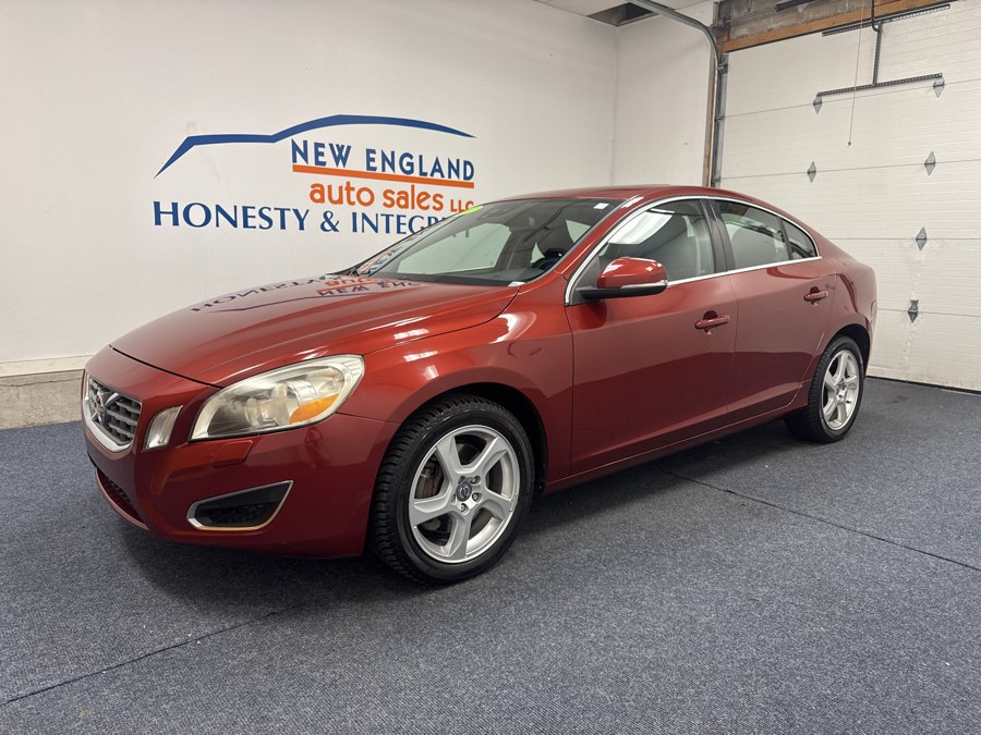 2012 Volvo S60 FWD 4dr Sdn T5 w/Moonroof, available for sale in Plainville, Connecticut | New England Auto Sales LLC. Plainville, Connecticut