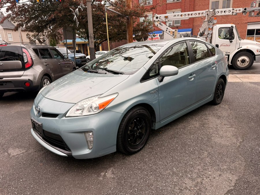 2014 Toyota Prius 5dr HB Three (Natl), available for sale in Shelton, Connecticut | Center Motorsports LLC. Shelton, Connecticut