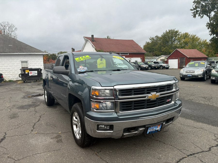 2014 Chevrolet Silverado 1500 4WD Double Cab 143.5" LT w/2LT, available for sale in East Windsor, Connecticut | CT Car Co LLC. East Windsor, Connecticut