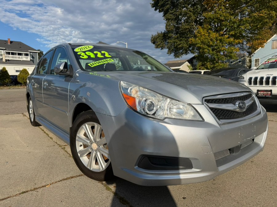 Used 2012 Subaru Legacy in Worcester, Massachusetts | Worcester Auto Outlet LLC. Worcester, Massachusetts