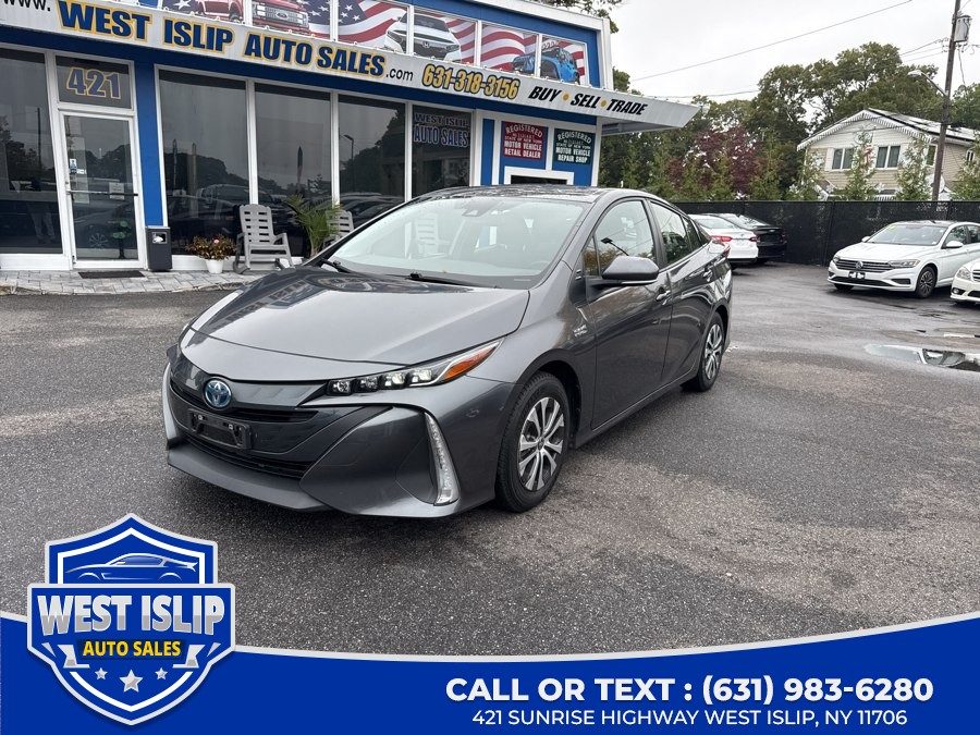 2022 Toyota Prius Prime XLE (Natl), available for sale in West Islip, New York | West Islip Auto Sales. West Islip, New York