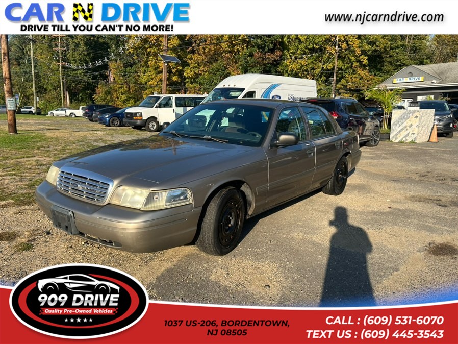 Used 2004 Ford Crown Victoria in BORDENTOWN, New Jersey | 909 Drive. BORDENTOWN, New Jersey