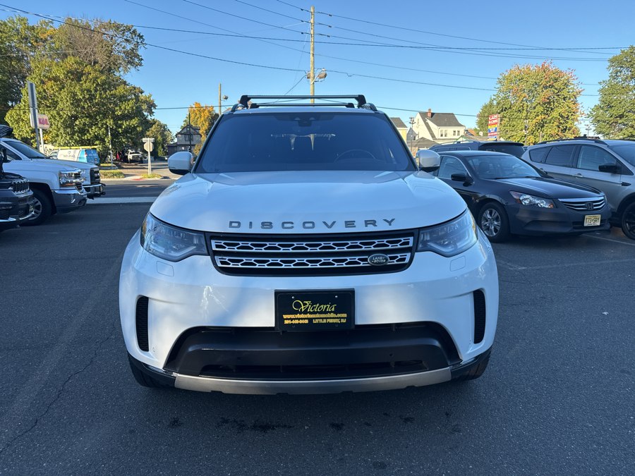 Used 2018 Land Rover Discovery in Little Ferry, New Jersey | Victoria Preowned Autos Inc. Little Ferry, New Jersey
