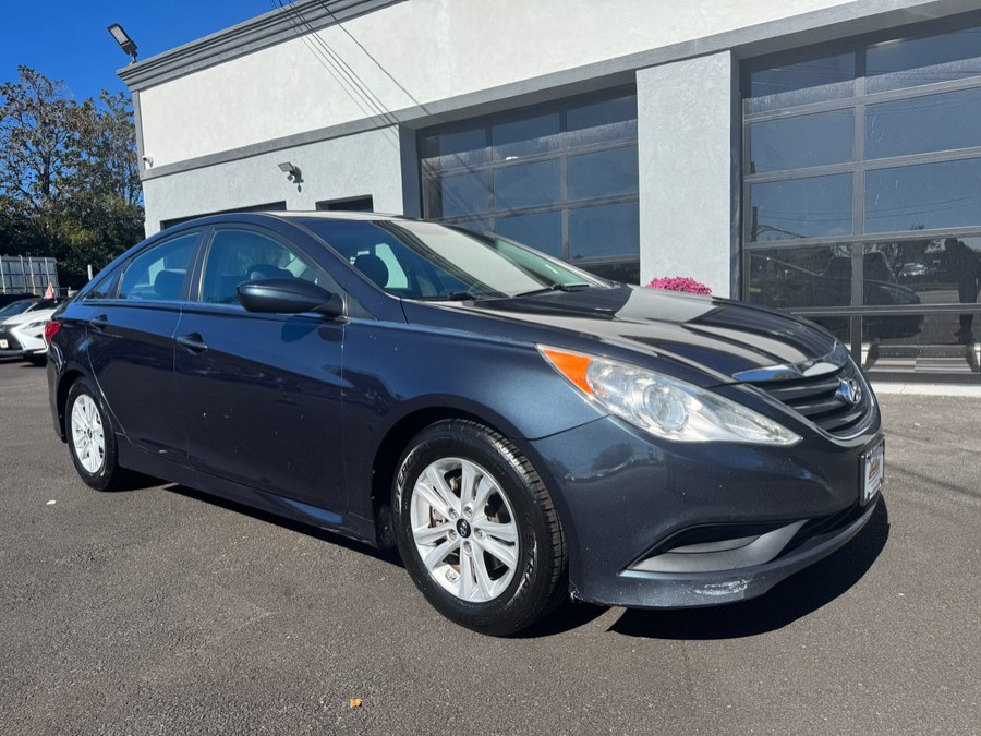 2014 Hyundai Sonata 4dr Sdn 2.4L Auto GLS, available for sale in Ronkonkoma, New York | MP Motors Inc. Ronkonkoma, New York