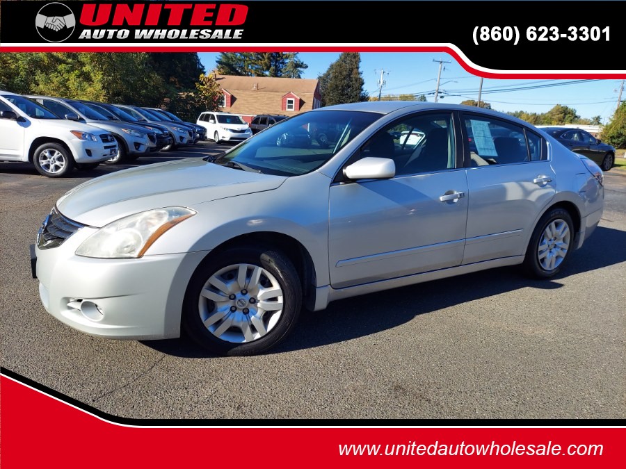 Used 2012 Nissan Altima in East Windsor, Connecticut | United Auto Sales of E Windsor, Inc. East Windsor, Connecticut