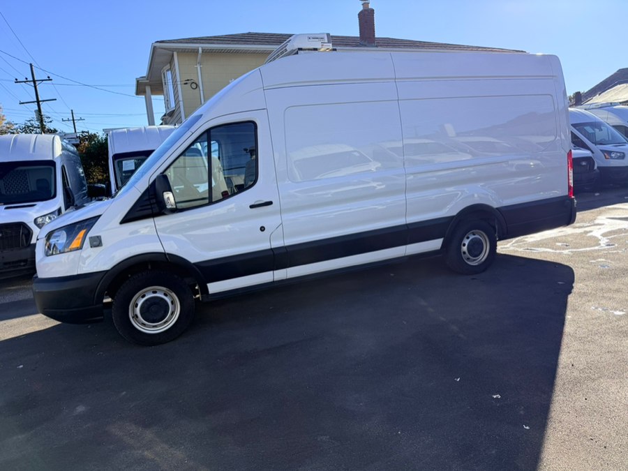 2019 Ford Transit Cargo Van REFRIGERATOR T-350 148" EL Hi Rf 9500 GVWR Sliding RH Dr, available for sale in West Hempstead, New York | Only Vans Inc. West Hempstead, New York