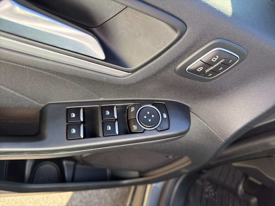 2023 Ford Escape Platinum - Photo 13