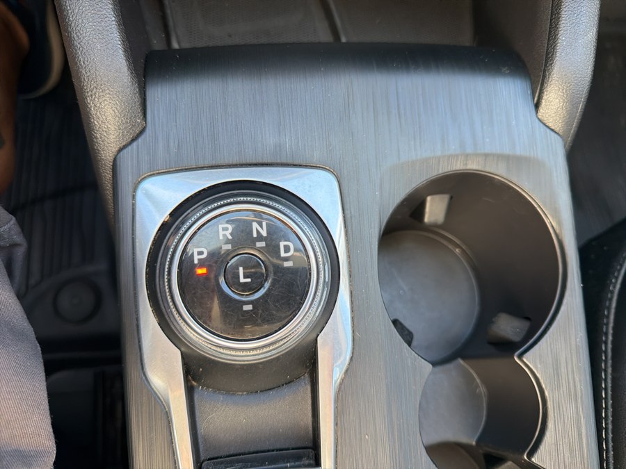 2023 Ford Escape Platinum - Photo 22