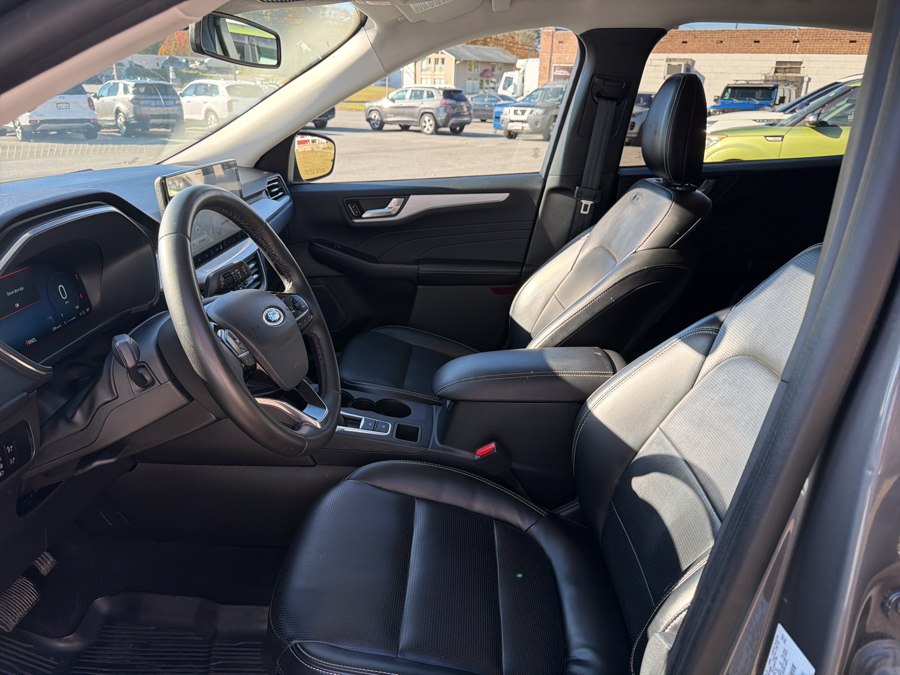 2023 Ford Escape Platinum - Photo 11