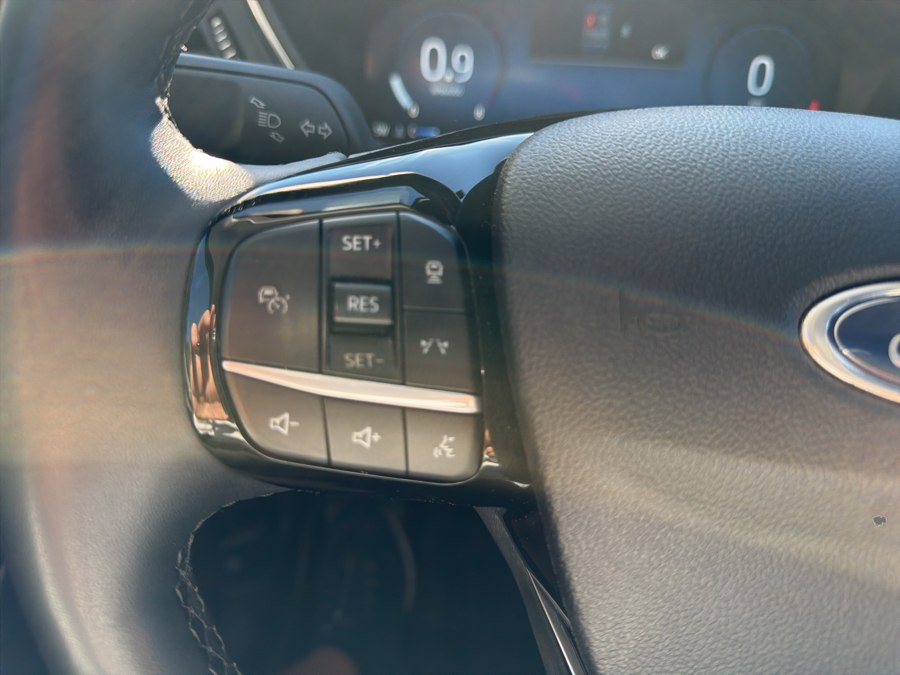 2023 Ford Escape Platinum - Photo 16