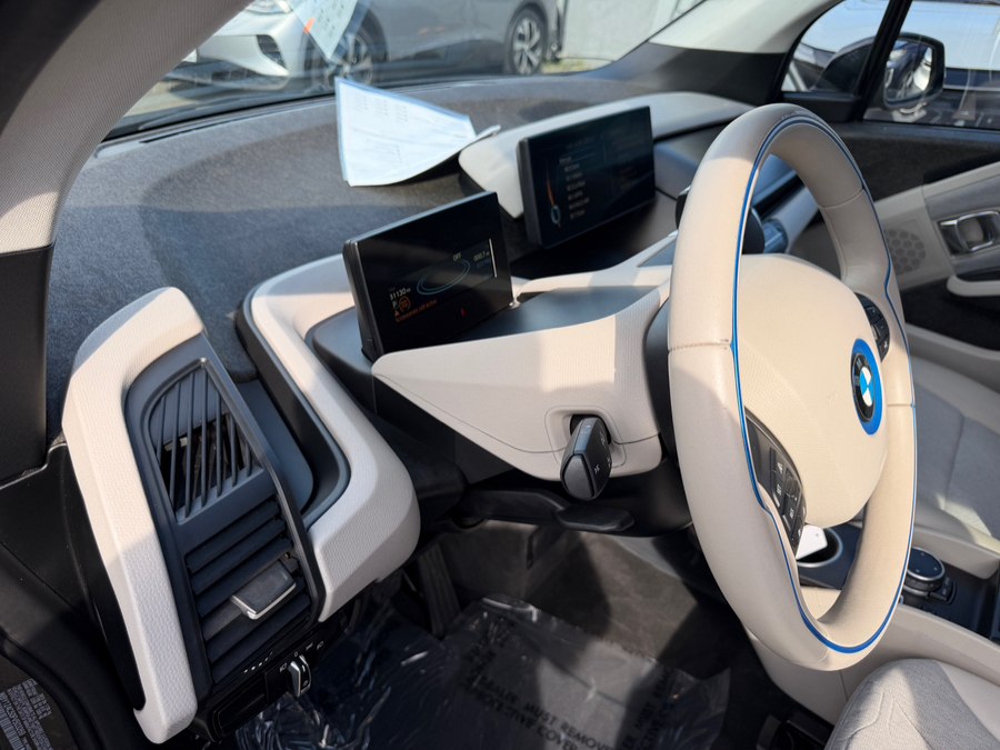 2015 BMW i3 - Photo 8