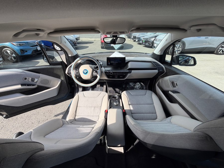 2015 BMW i3 - Photo 18