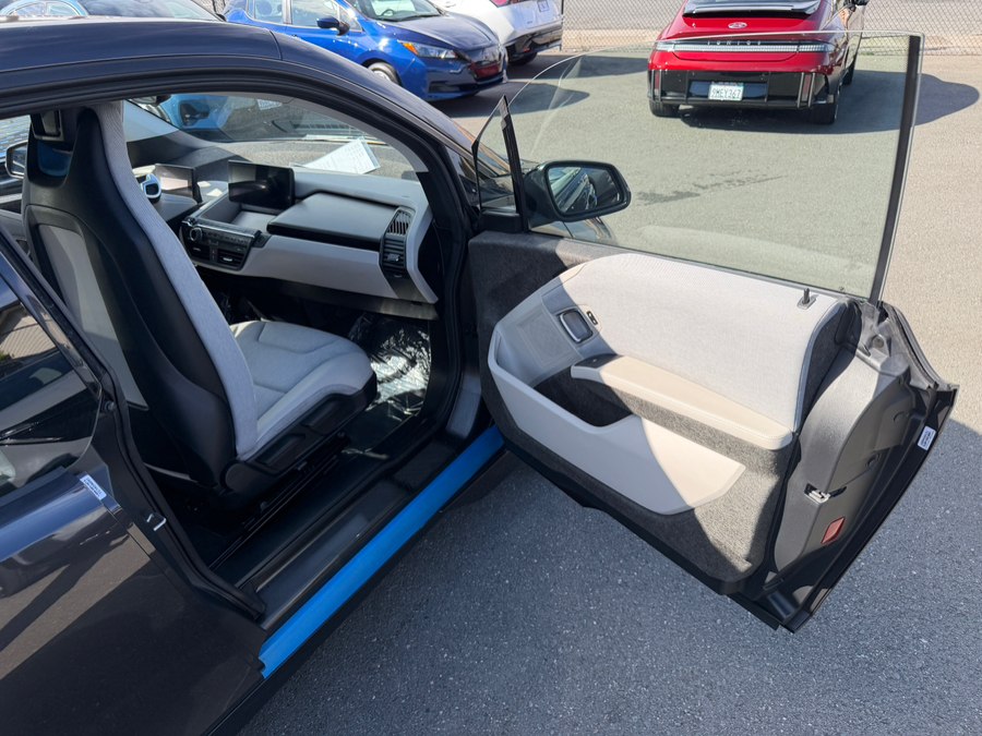 2015 BMW i3 - Photo 31