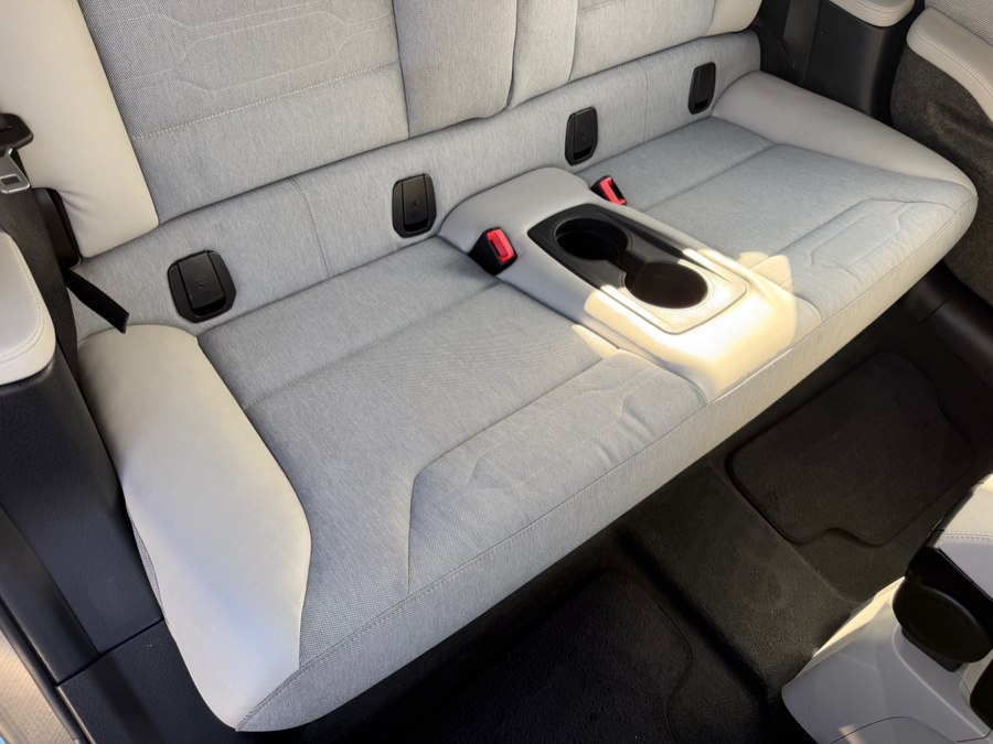 2015 BMW i3 - Photo 35