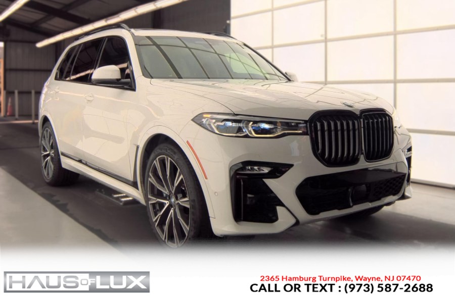 2021 BMW X7 M50i