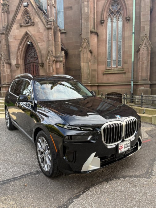 2024 BMW X7