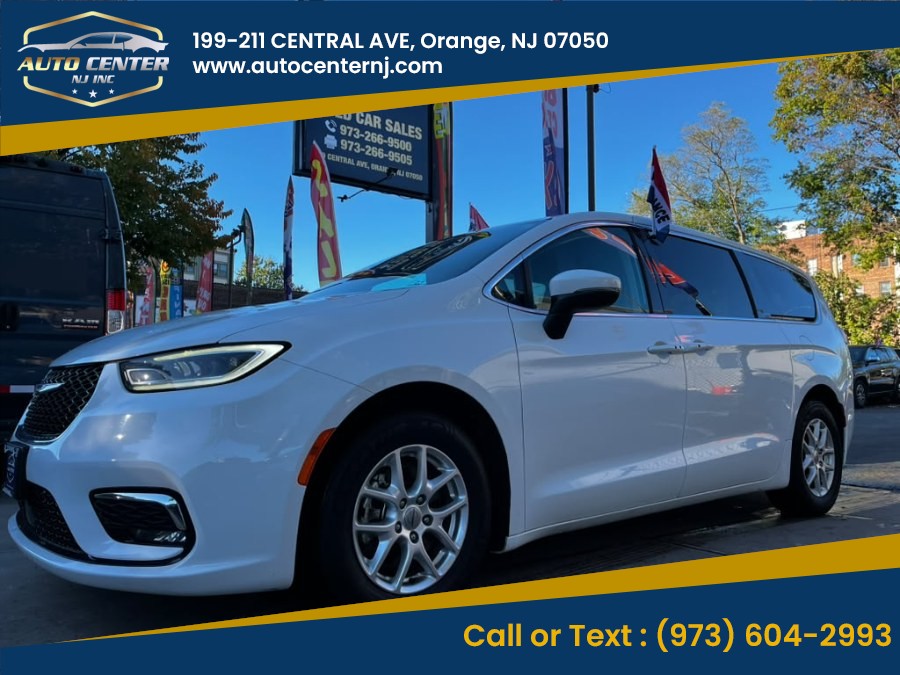 Used 2023 Chrysler Pacifica in Orange, New Jersey | Auto Center NJ Inc. Orange, New Jersey