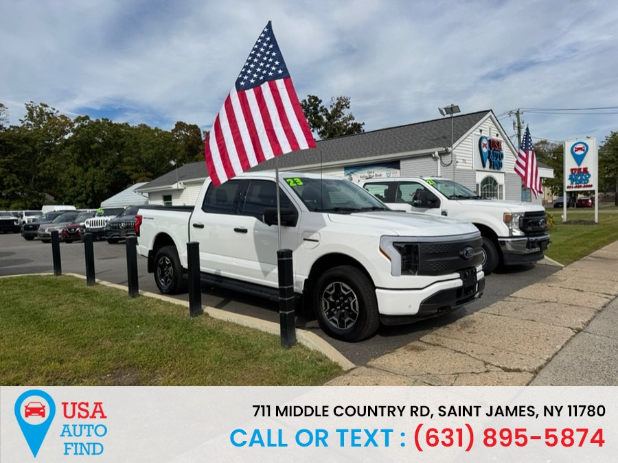 2023 Ford F-150 Lightning XLT