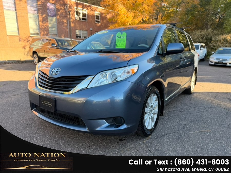 2013 Toyota Sienna LE