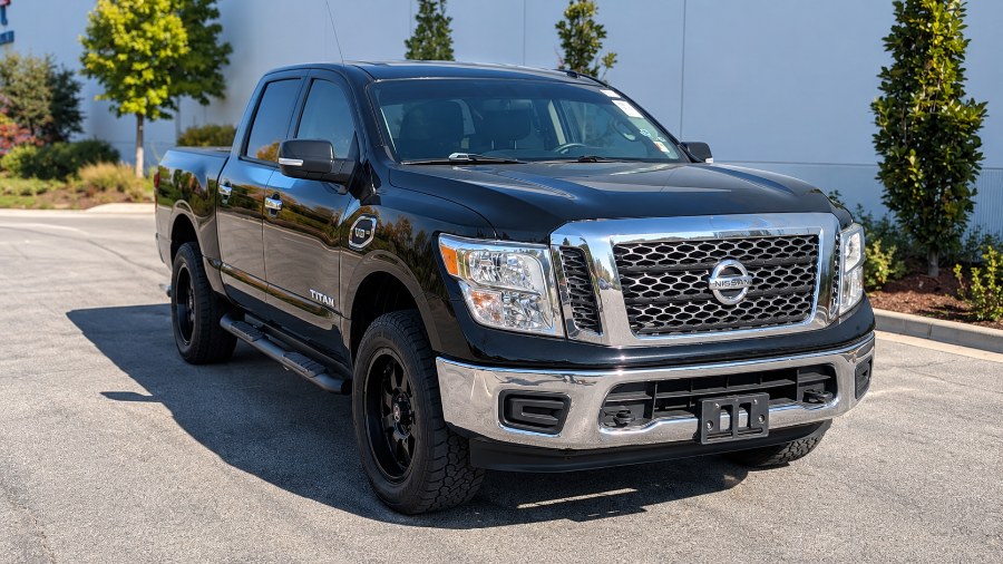 Gray (Magnetic Black) 2017 Nissan Titan Pickup Truck Four-Wheel Drive Automatic